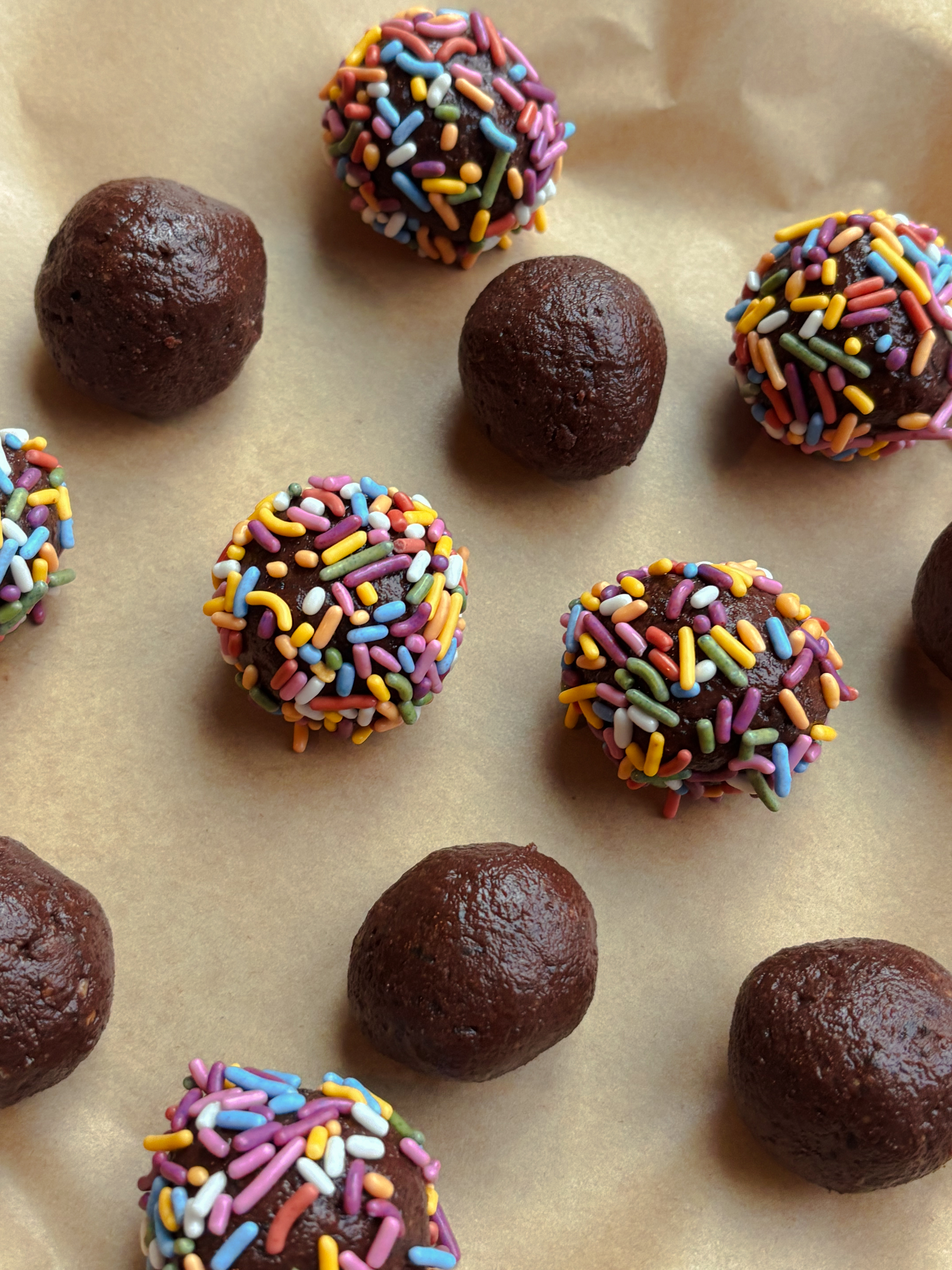 3 Ingredient Cacao Balls